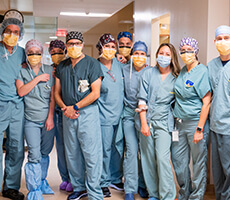 Personnels soignants du bloc opératoire de l'hôpital Saint-Eustache